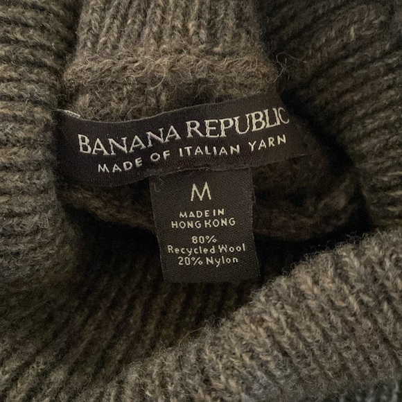 Banana Republic Chocolate Brown Sweater - Picture 5 of 5